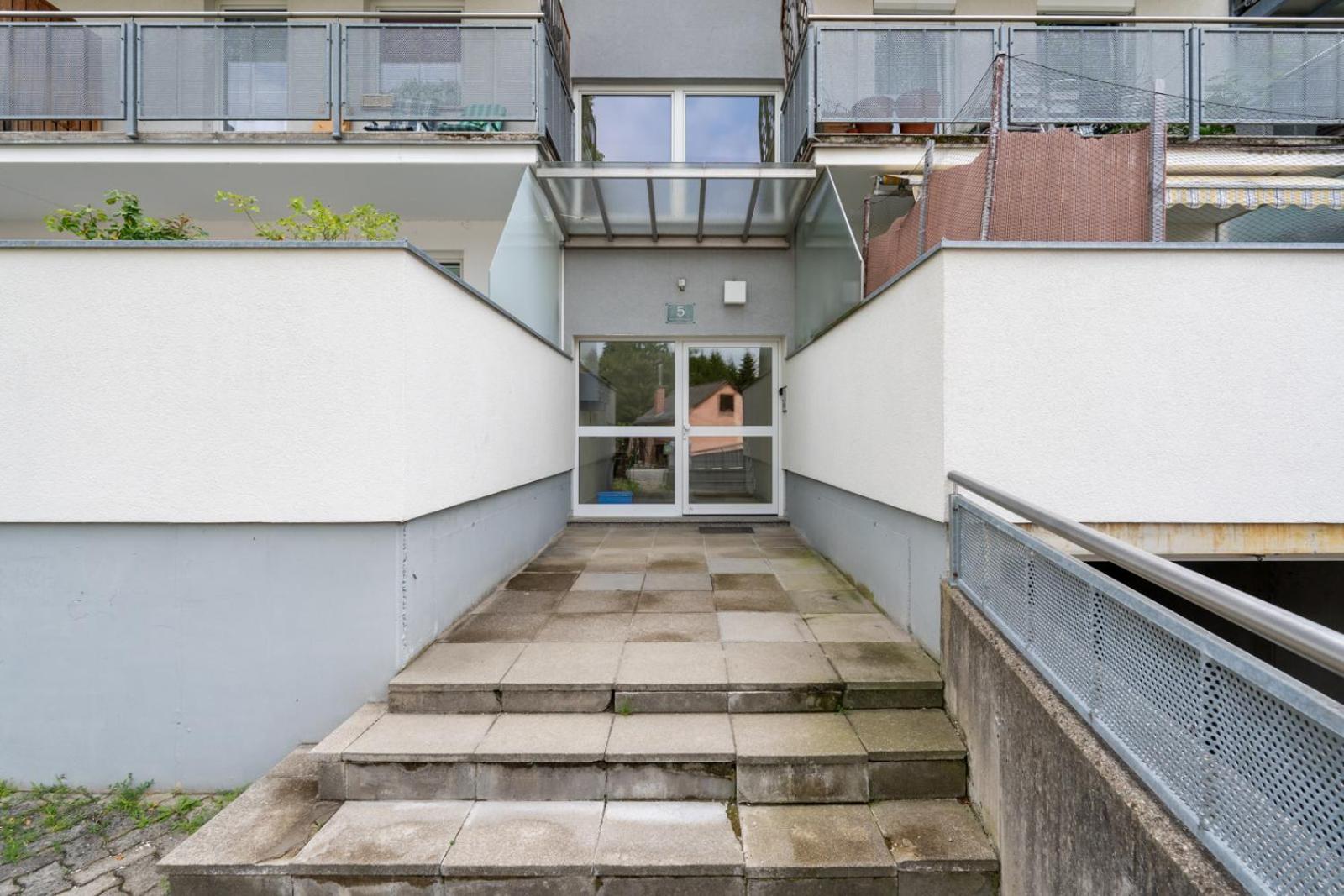Farawayhomes Studio Graz #10 Bagian luar foto